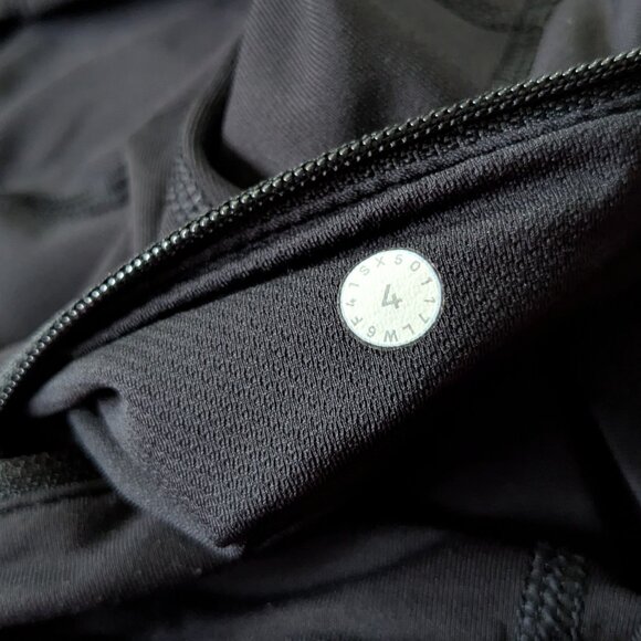 Lululemon Pace Rival Crop *22" - Picture 2 of 5